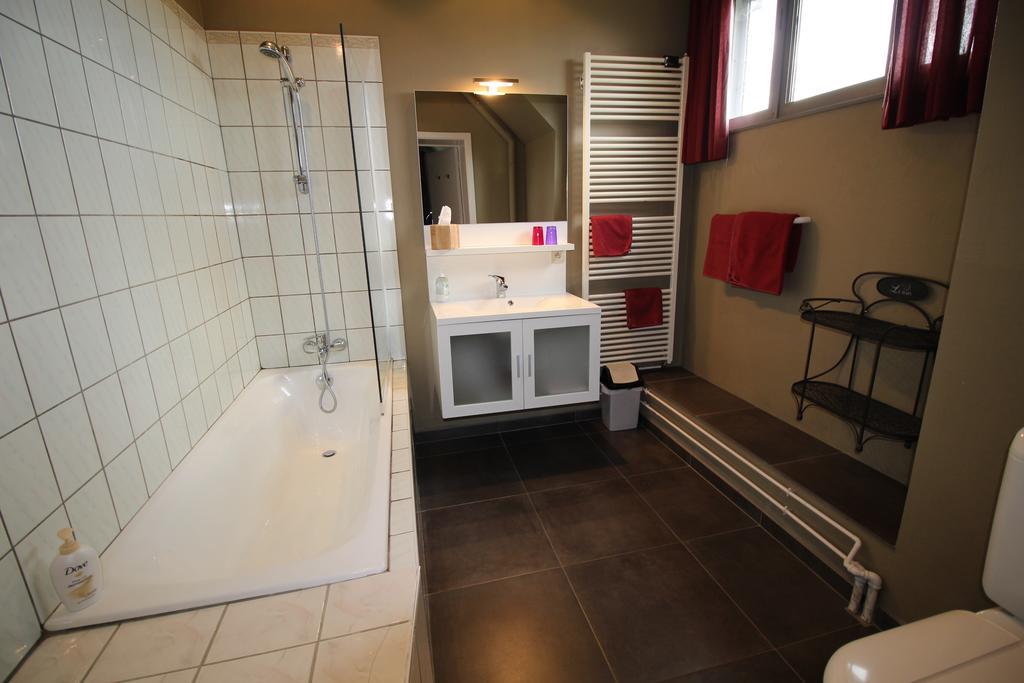 Les Alisiers Hotel Nadrin Bilik gambar